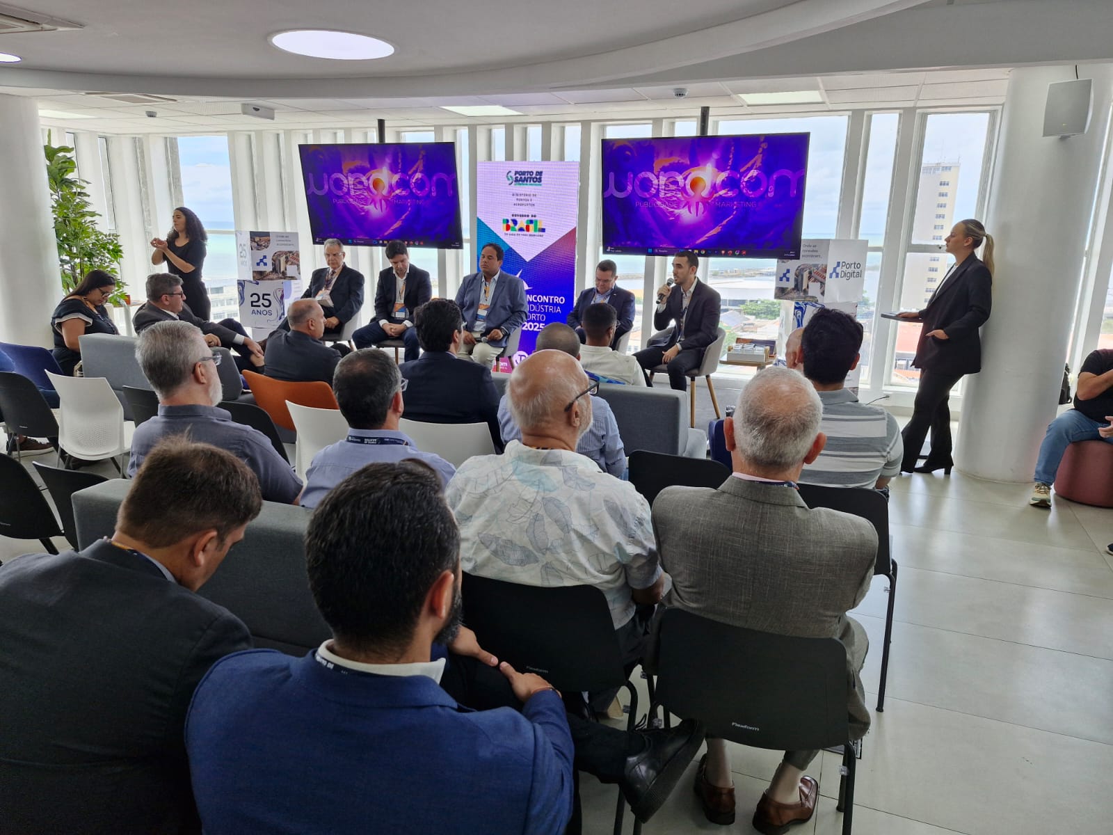 Imagem da matéria: Condepe/Fidem debate logística e infraestrutura no Encontro Indústria Porto 2025